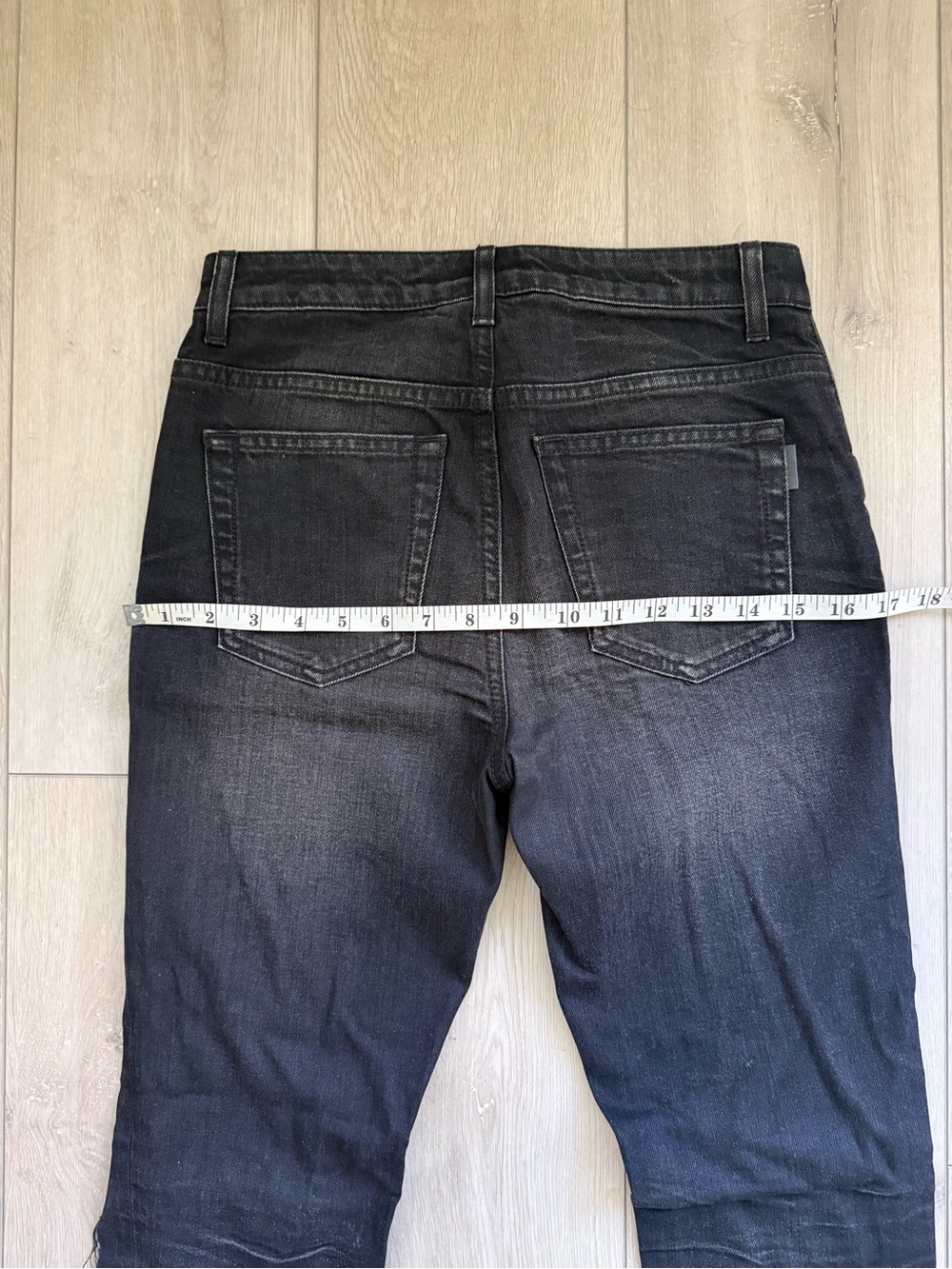 Saint Laurent Black Skinny Jeans with Subtle Distress. Size 26. Very Good Cond. - Picture 8 of 11